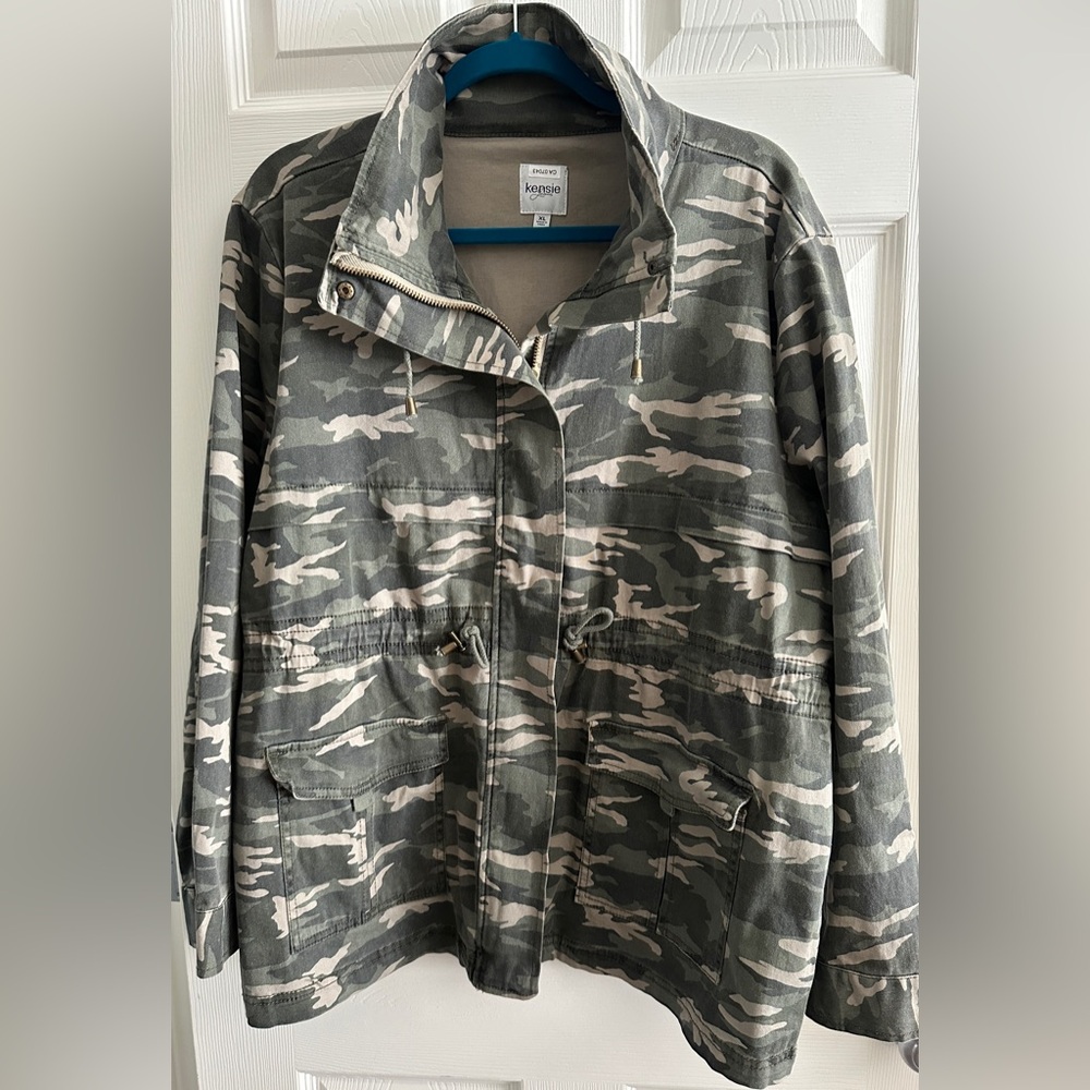 Kensie Jeans Camo Utility Jacket, size XL